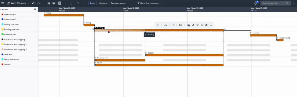 Visualisation sur le Gantt. On distingue le temps de réglage (couleur claire) assigné au technicien, suivi du temps de production assigné à l'opérateur.